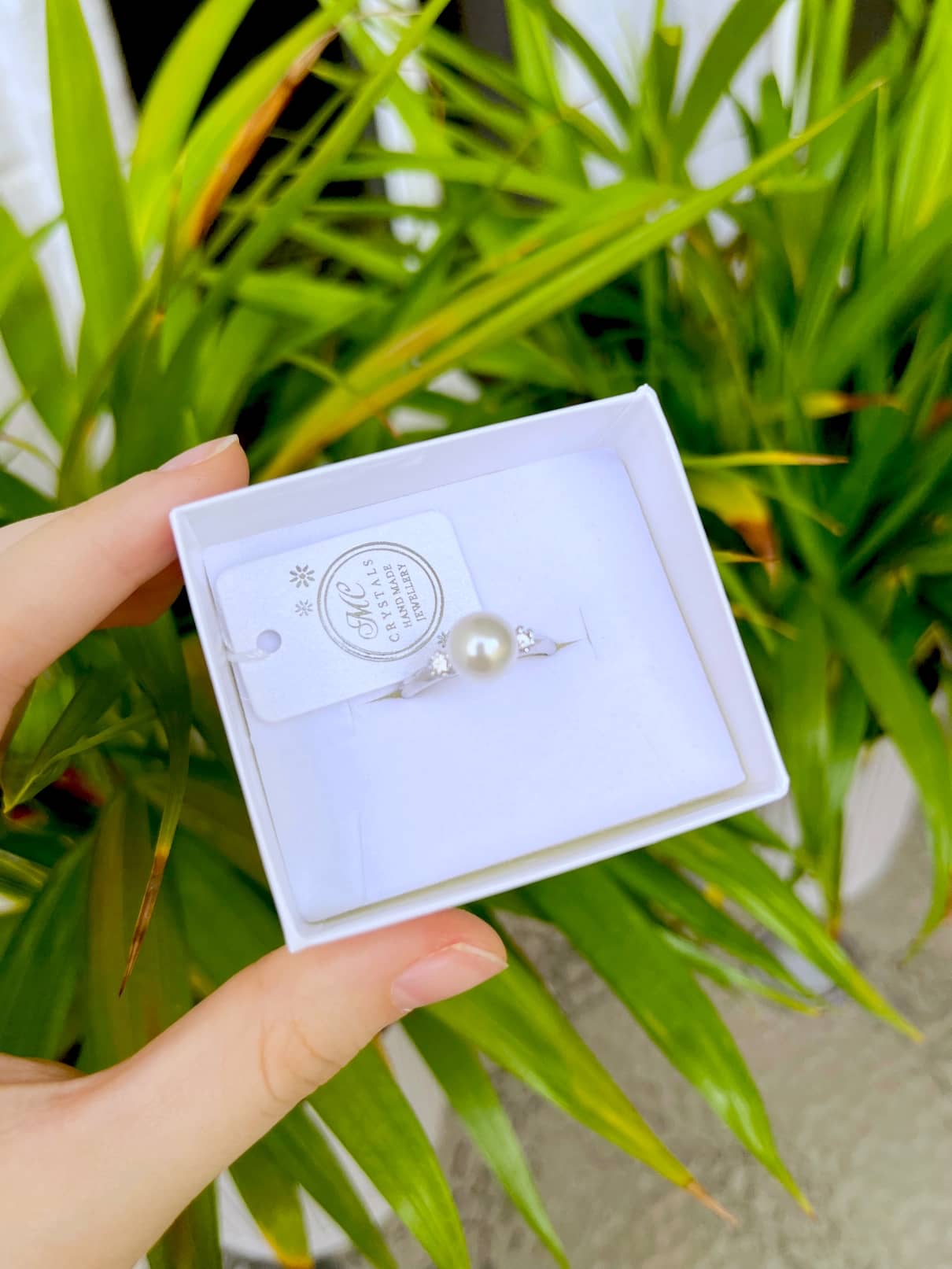 Conjunto de perlas (anillo + aretes + collar)